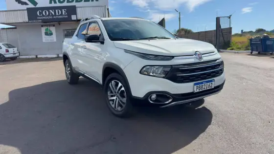 FIAT TORO 2.0 16V TURBO DIESEL VOLCANO 4WD AT9 FIAT TORO 2.0 16V TURBO DIESEL VOLCANO 4WD AT9