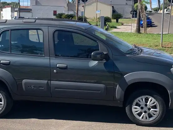FIAT-UNO-1.0 EVO WAY 8V FLEX 4P MANUAL FIAT-UNO-2013