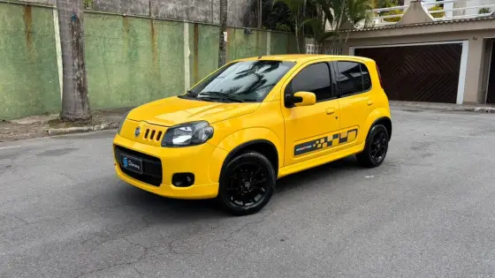 FIAT UNO 1.4 EVO SPORTING 8V FLEX 4P MANUAL FIAT UNO 1.4 EVO SPORTING 8V FLEX 4P MANUAL