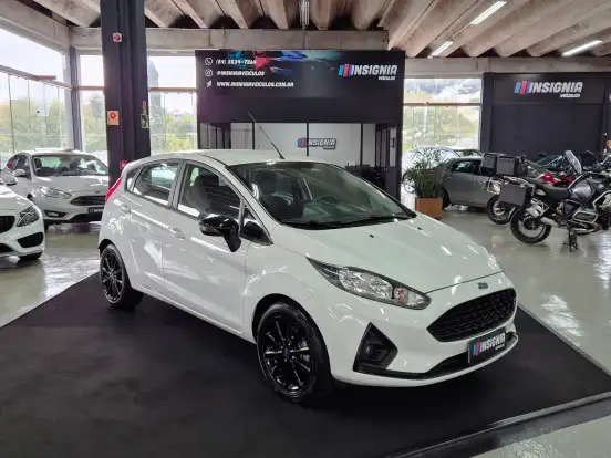 FORD-FIESTA-2018