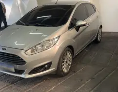FORD FIESTA 1.6 TITANIUM HATCH 16V FLEX 4P POWERSHIFT FORD FIESTA 1.6 TITANIUM HATCH 16V FLEX 4P POWERSHIFT