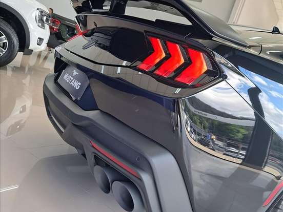 FORD-MUSTANG-5.0 V8 GASOLINA DARK HORSE SELECTSHIFT FORD-MUSTANG-2025