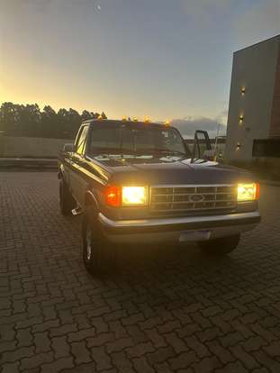 FORD-F-1000-1994