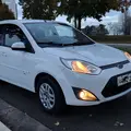 FORD FIESTA 1.0 ROCAM SE 8V FLEX 4P MANUAL FORD FIESTA 1.0 ROCAM SE 8V FLEX 4P MANUAL