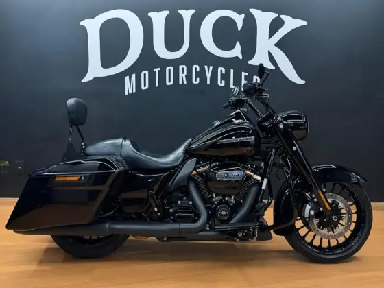 HARLEY-DAVIDSON ROAD KING SPECIAL 