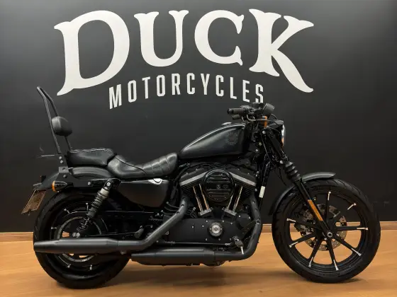 HARLEY-DAVIDSON SPORTSTER IRON 883 
