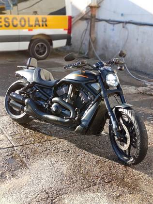 HARLEY-DAVIDSON NIGHT ROD SPECIAL 