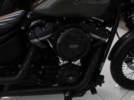HARLEY-DAVIDSON-SOFTAIL STREET BOB HARLEY-DAVIDSON-SOFTAIL STREET BOB-2018