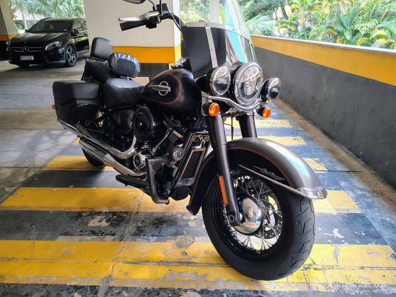 HARLEY-DAVIDSON SOFTAIL HERITAGE CLASSIC 
