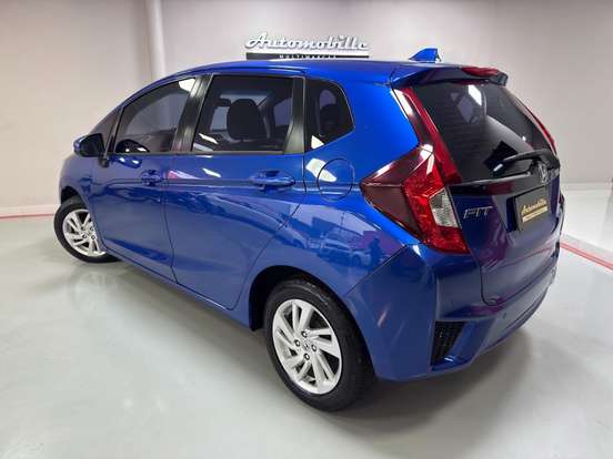 HONDA-FIT-2016