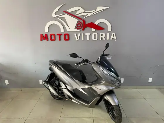 HONDA PCX DLX HONDA PCX DLX