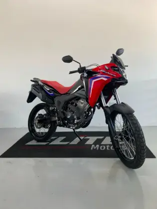 HONDA XRE 300 SAHARA RALLY HONDA XRE 300 SAHARA RALLY