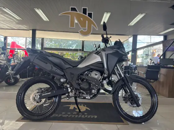 HONDA XRE 300 SAHARA HONDA XRE 300 SAHARA