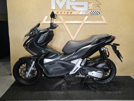 HONDA ADV 