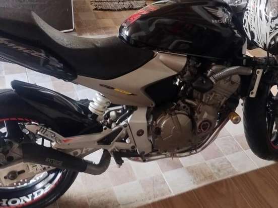 HONDA-CB 600F HORNET HONDA-CB 600F HORNET-2006