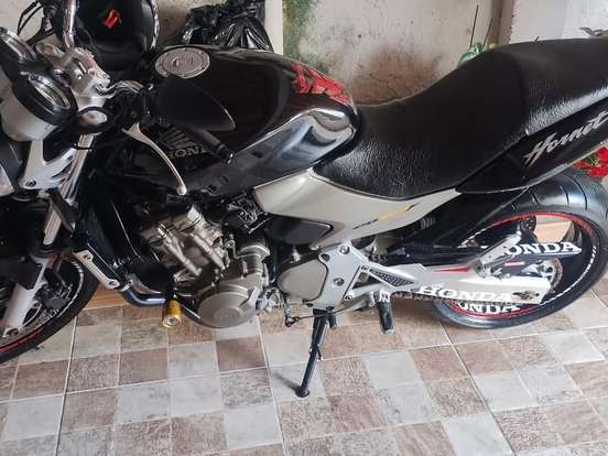HONDA-CB 600F HORNET HONDA-CB 600F HORNET-2006