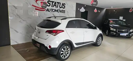 HYUNDAI-HB20-2016