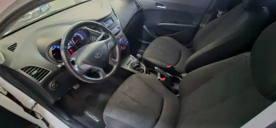 HYUNDAI-HB20-2016