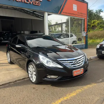 HYUNDAI SONATA 2.4 MPFI I4 16V 182CV GASOLINA 4P AUTOMÁTICO HYUNDAI SONATA 2.4 MPFI I4 16V 182CV GASOLINA 4P AUTOMÁTICO