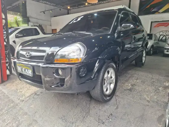 HYUNDAI TUCSON 2.0 MPFI GLS 16V 143CV 2WD GASOLINA 4P AUTOMÁTICO HYUNDAI TUCSON 2.0 MPFI GLS 16V 143CV 2WD GASOLINA 4P AUTOMÁTICO