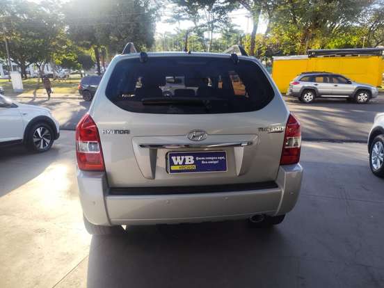 HYUNDAI-TUCSON-2012