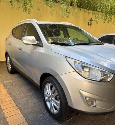 HYUNDAI-IX35-2.0 MPFI GLS 4X4 16V GASOLINA 4P AUTOMÁTICO HYUNDAI-IX35-2010