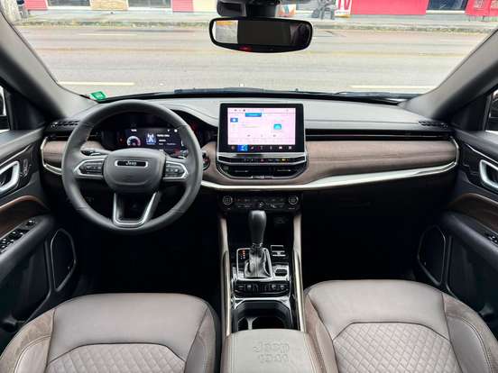JEEP-COMMANDER-2.0 TD380 TURBO DIESEL OVERLAND AT9 JEEP-COMMANDER-2025