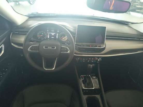JEEP-COMPASS-2024