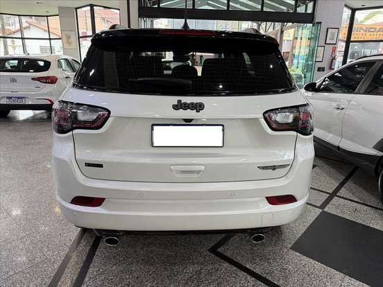 JEEP-COMPASS-2.0 HURRICANE 4 TURBO GASOLINA BLACKHAWK AT9 JEEP-COMPASS-2024