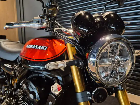 KAWASAKI-Z900RS SE-2026