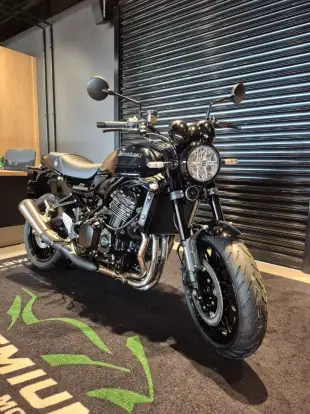 KAWASAKI-Z900RS-2026