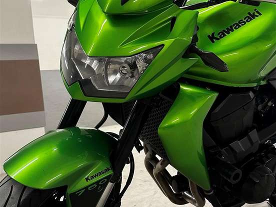 KAWASAKI-Z-750 KAWASAKI-Z-750-2009