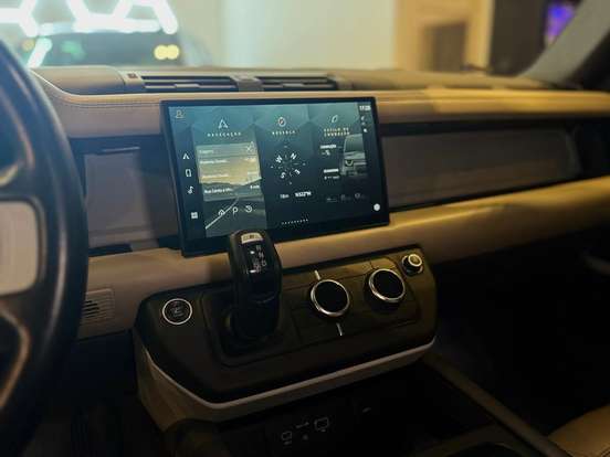 LAND ROVER-DEFENDER-2021