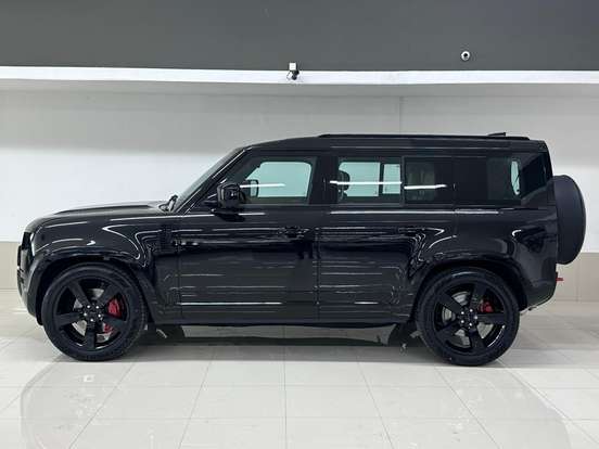 LAND ROVER-DEFENDER-2026