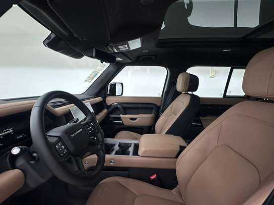 LAND ROVER-DEFENDER-2026