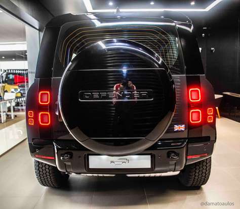 LAND ROVER-DEFENDER-2025