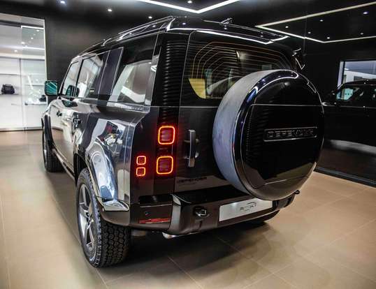 LAND ROVER-DEFENDER-2025