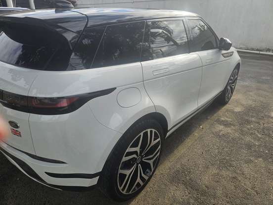 LAND ROVER-RANGE ROVER EVOQUE-2.0 P250 FLEX R-DYNAMIC HSE AWD AUTOMÁTICO LAND ROVER-RANGE ROVER EVOQUE-2023