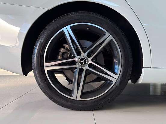 MERCEDES-BENZ-A 200-1.3 CGI GASOLINA ADVANCE SEDAN 7G-DCT MERCEDES-BENZ-A 200-2020