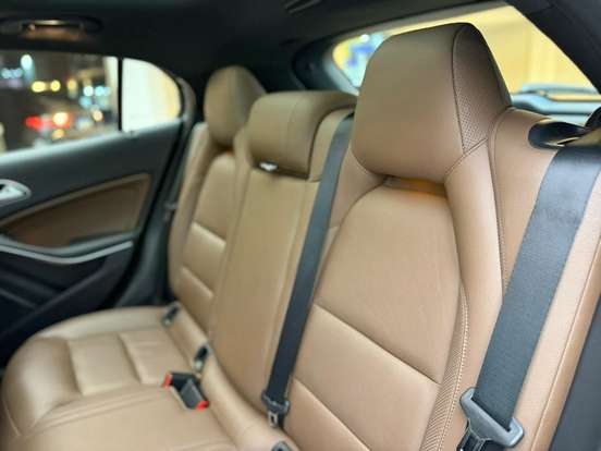 MERCEDES-BENZ-GLA 250-2016