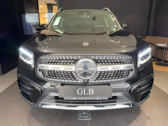 MERCEDES-BENZ-GLB 220-2026