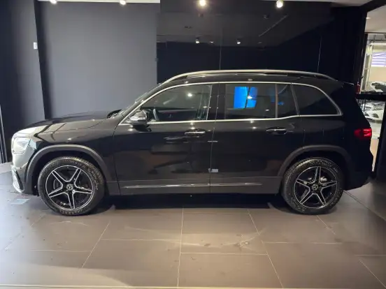 MERCEDES-BENZ-GLB 220-2026