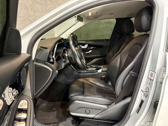 MERCEDES-BENZ-GLC 220d-2020