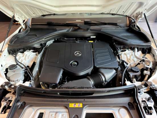 MERCEDES-BENZ-GLC 300-2025