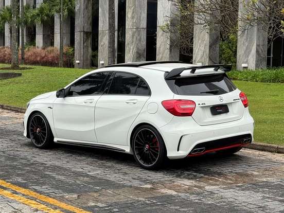 MERCEDES-BENZ-A 45 AMG-2.0 16V TURBO GASOLINA 4P AUTOMATIZADO MERCEDES-BENZ-A 45 AMG-2014