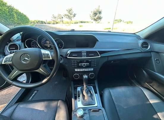 MERCEDES-BENZ-C 180-2012