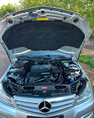 MERCEDES-BENZ-C 180-2012