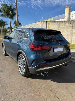 MERCEDES-BENZ-GLA 200-2022
