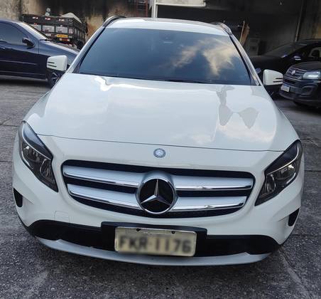 MERCEDES-BENZ GLA 200 1.6 CGI STYLE 16V TURBO GASOLINA 4P AUTOMÁTICO
