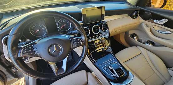 MERCEDES-BENZ-GLC 250-2019